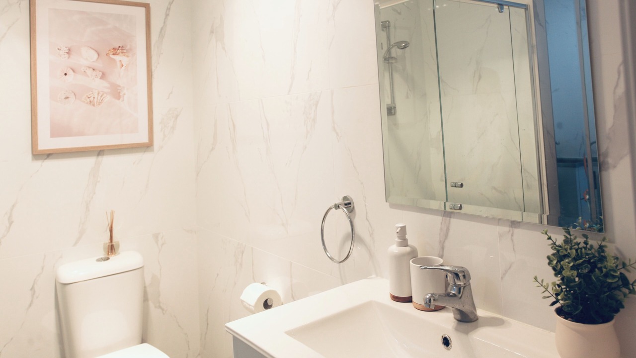 Photo of Bathroom in Tumbi Umbi