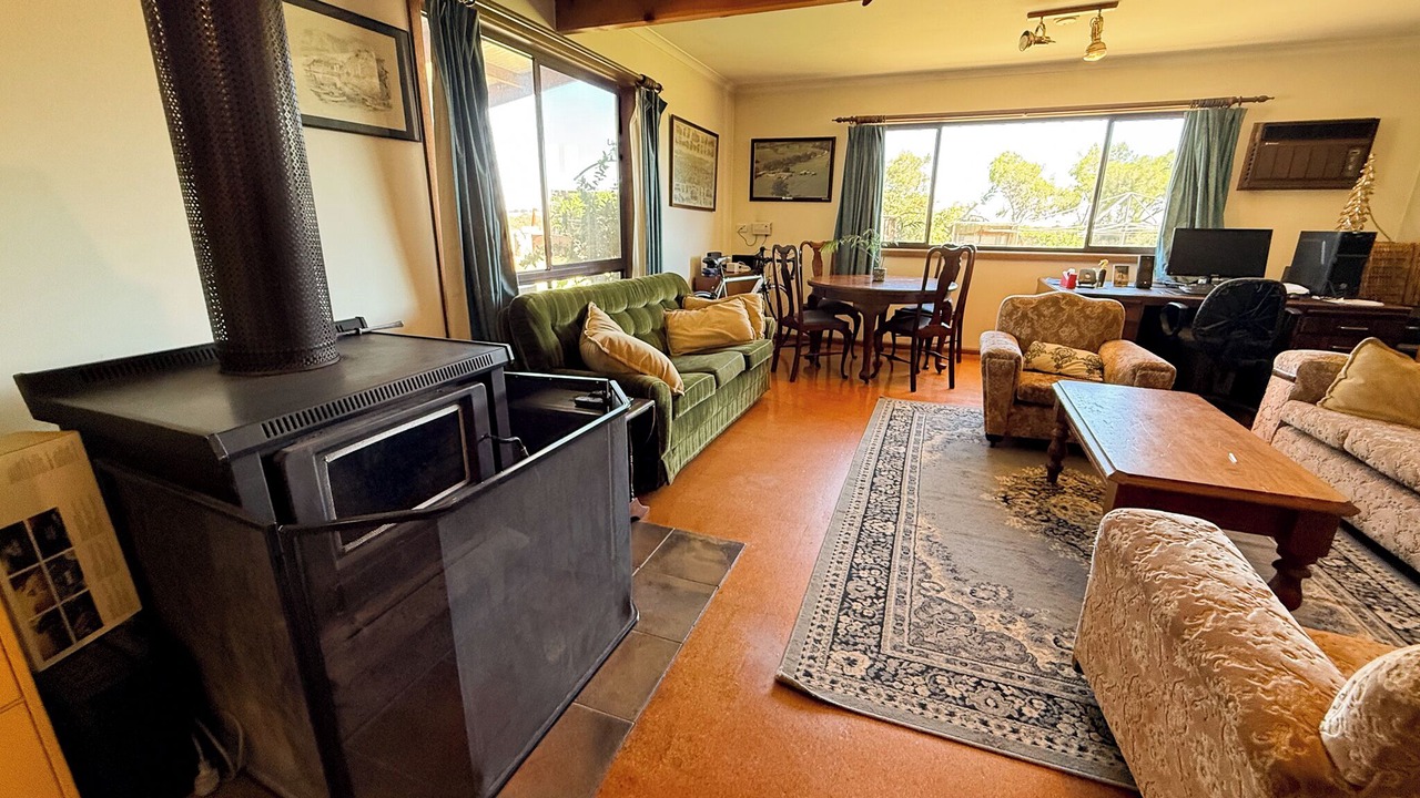 Photo of Livingroom in Norval