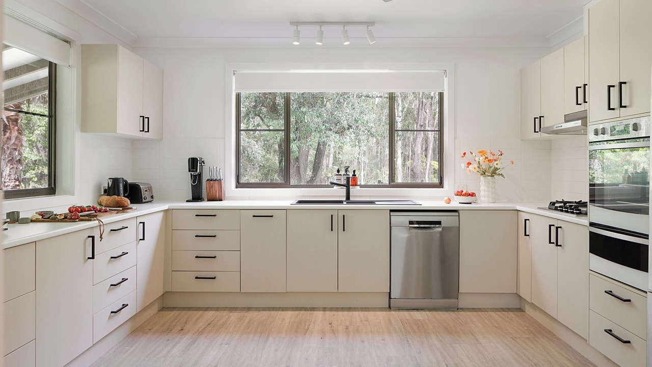 Photo of Kitchen in Charlotte Bay