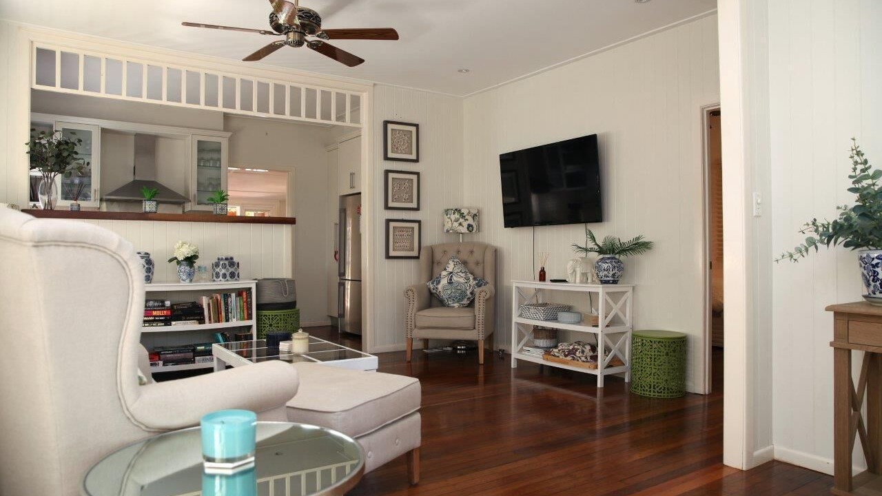 Photo of Livingroom in Moffat Beach