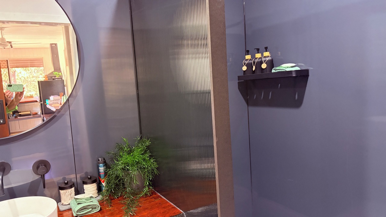 Photo of Bathroom in Wamuran Basin