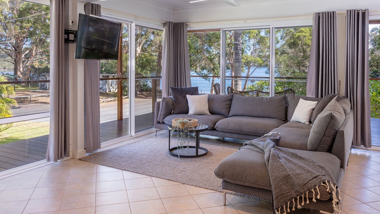Photo of Livingroom in Smiths Lake