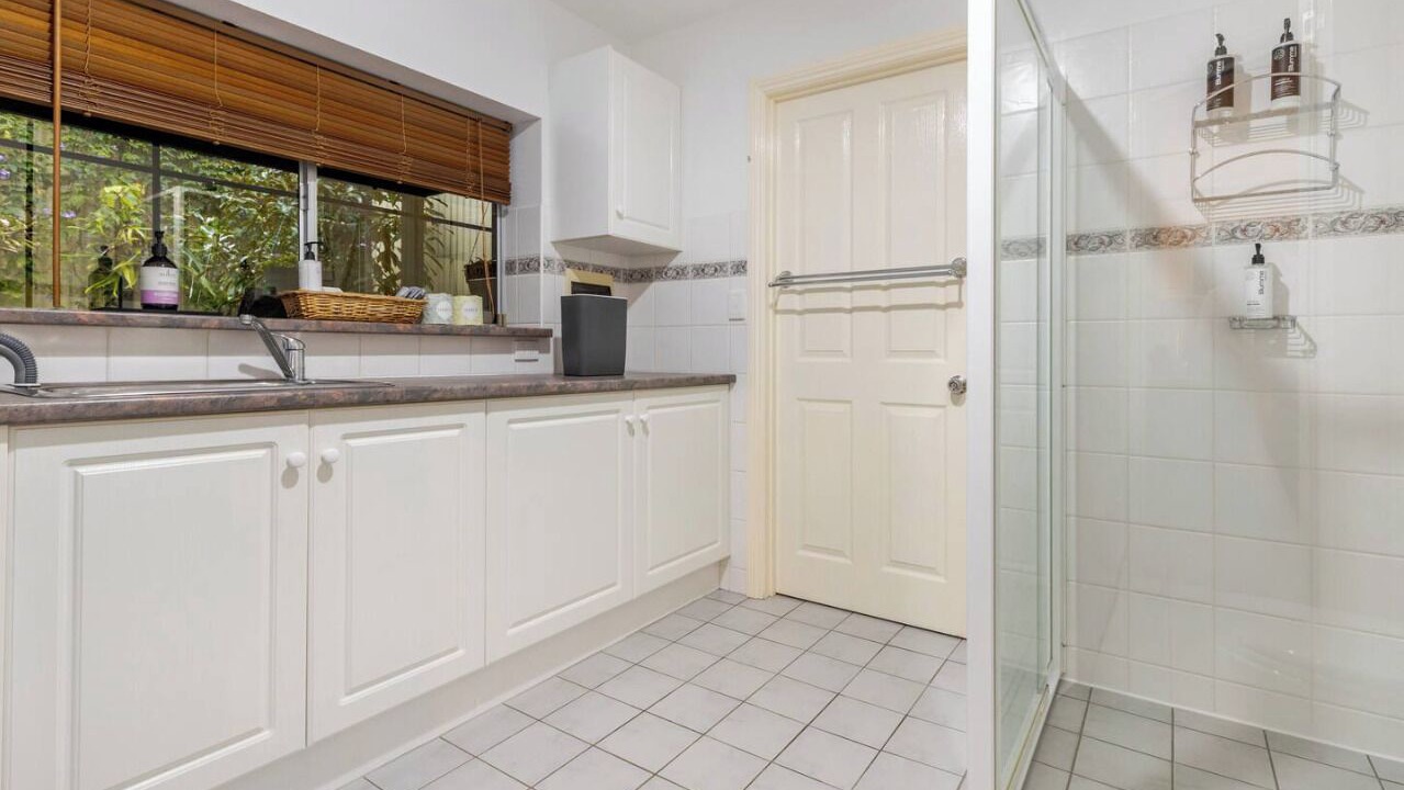 Photo of Bathroom in Windsor Gardens
