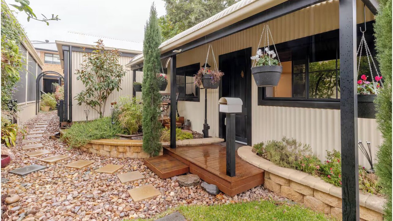 Photo of Outdoor in Windsor Gardens
