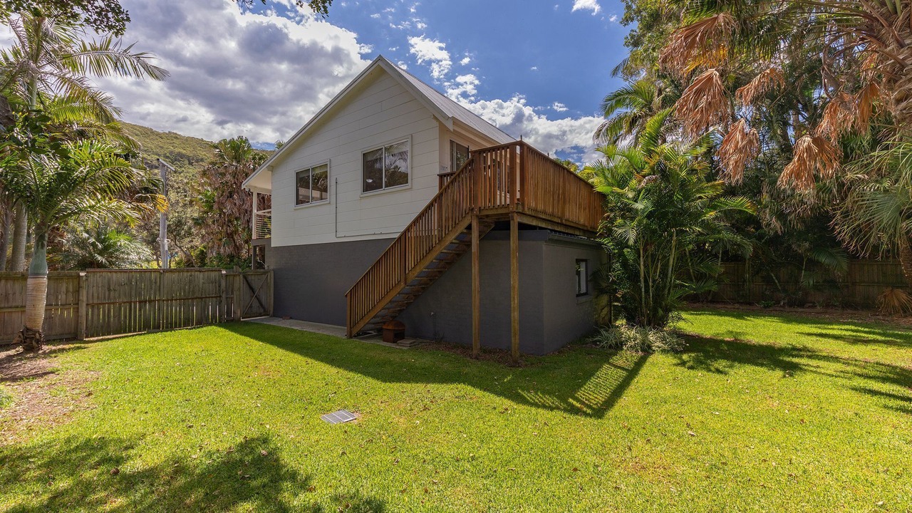 Photo of Outdoor in Blueys Beach