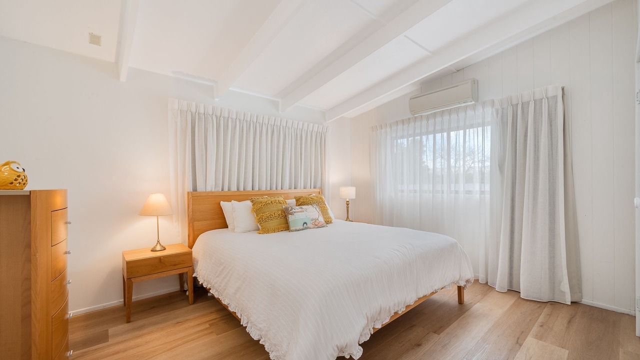 Photo of Bedroom in Moffat Beach