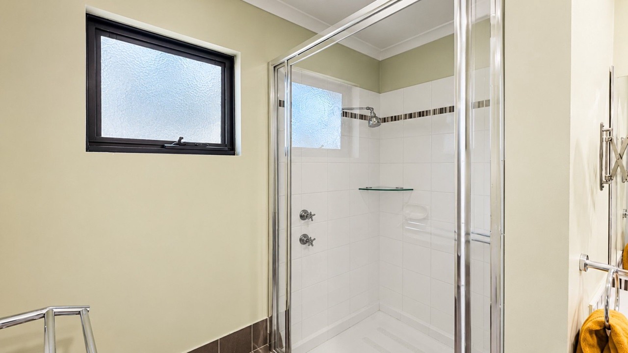 Photo of Bathroom in Broadwater