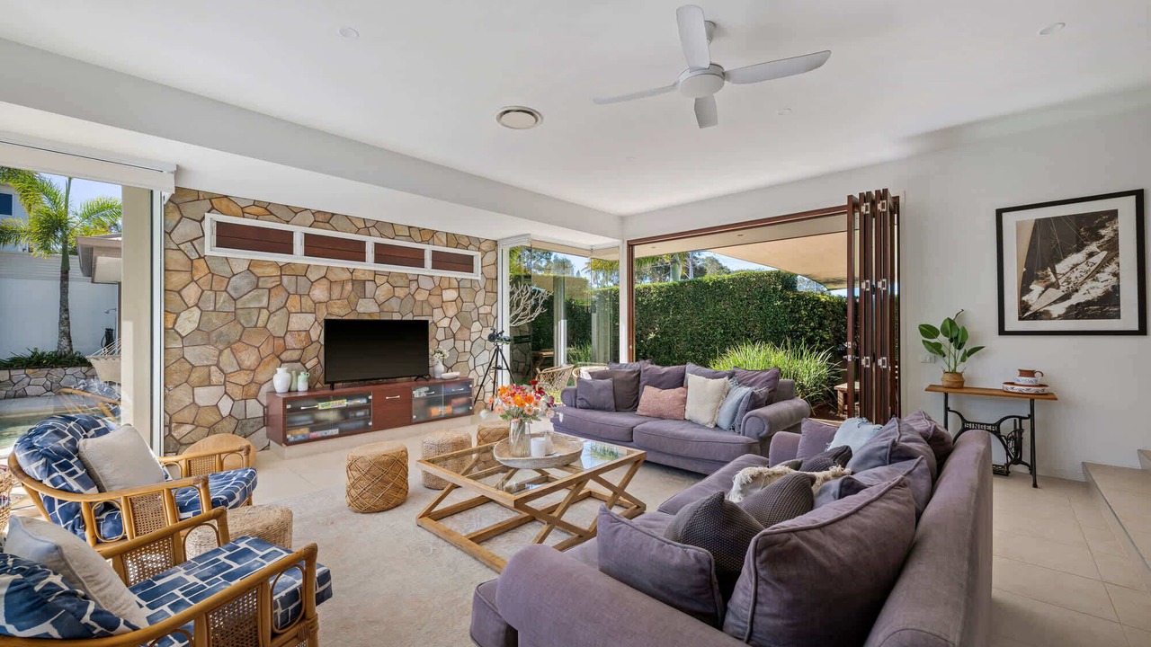 Photo of Livingroom in Moffat Beach