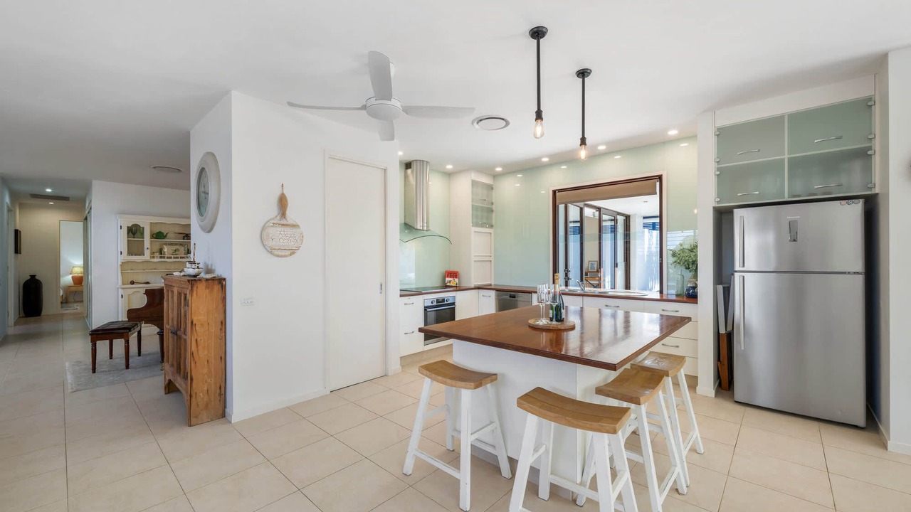 Photo of Kitchen in Moffat Beach