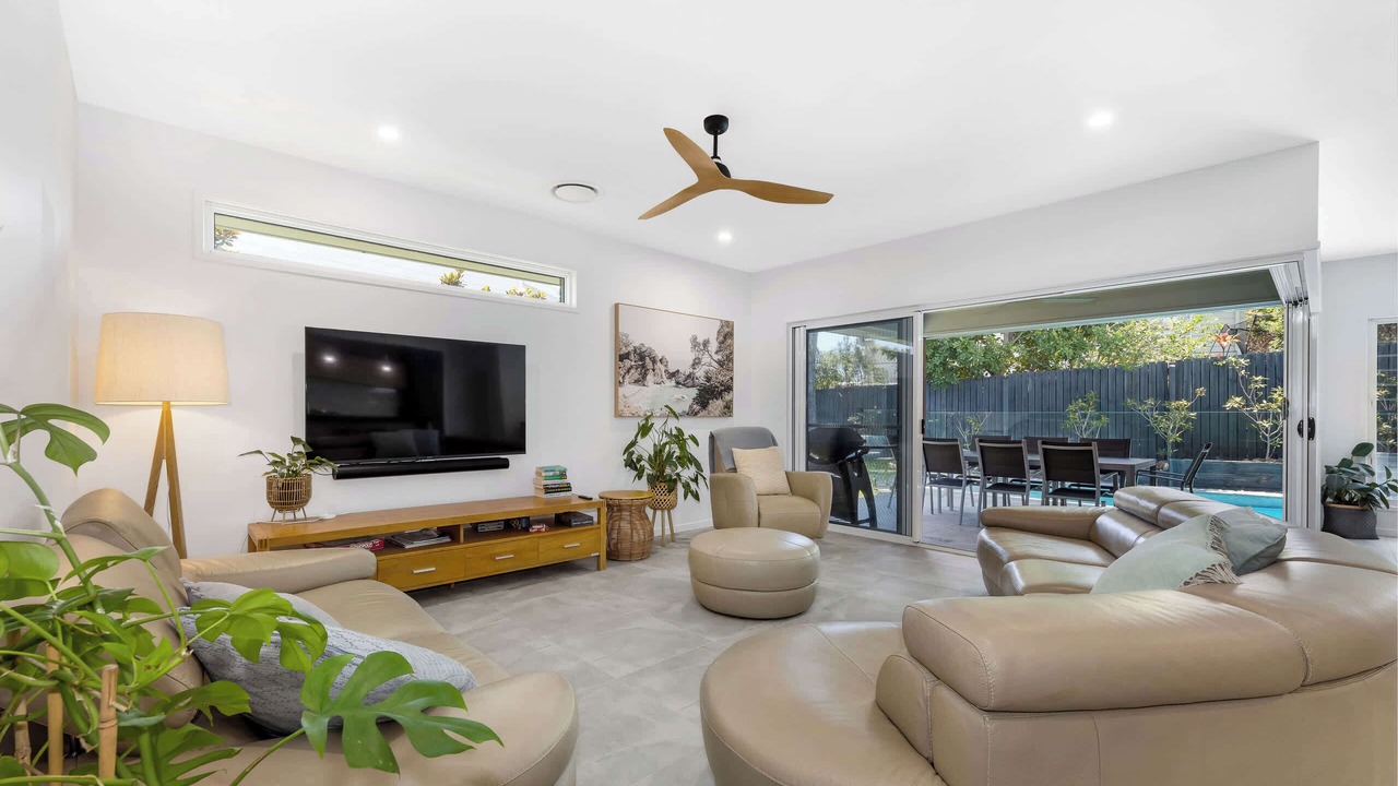 Photo of Livingroom in Alexandra Headland