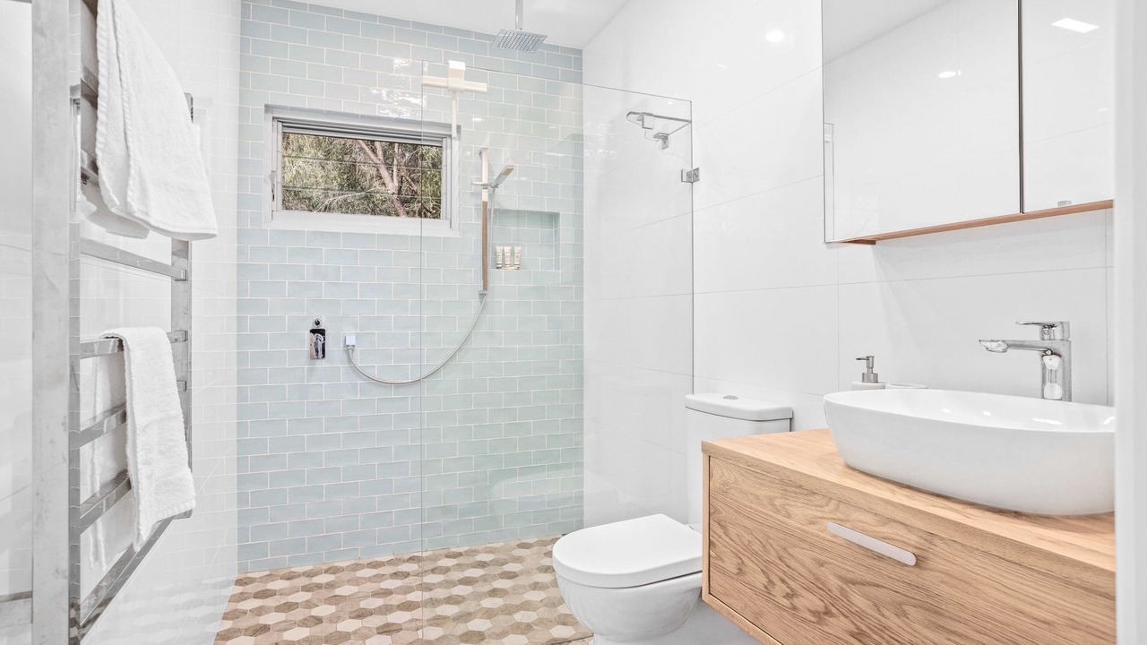 Photo of Bathroom in Maianbar