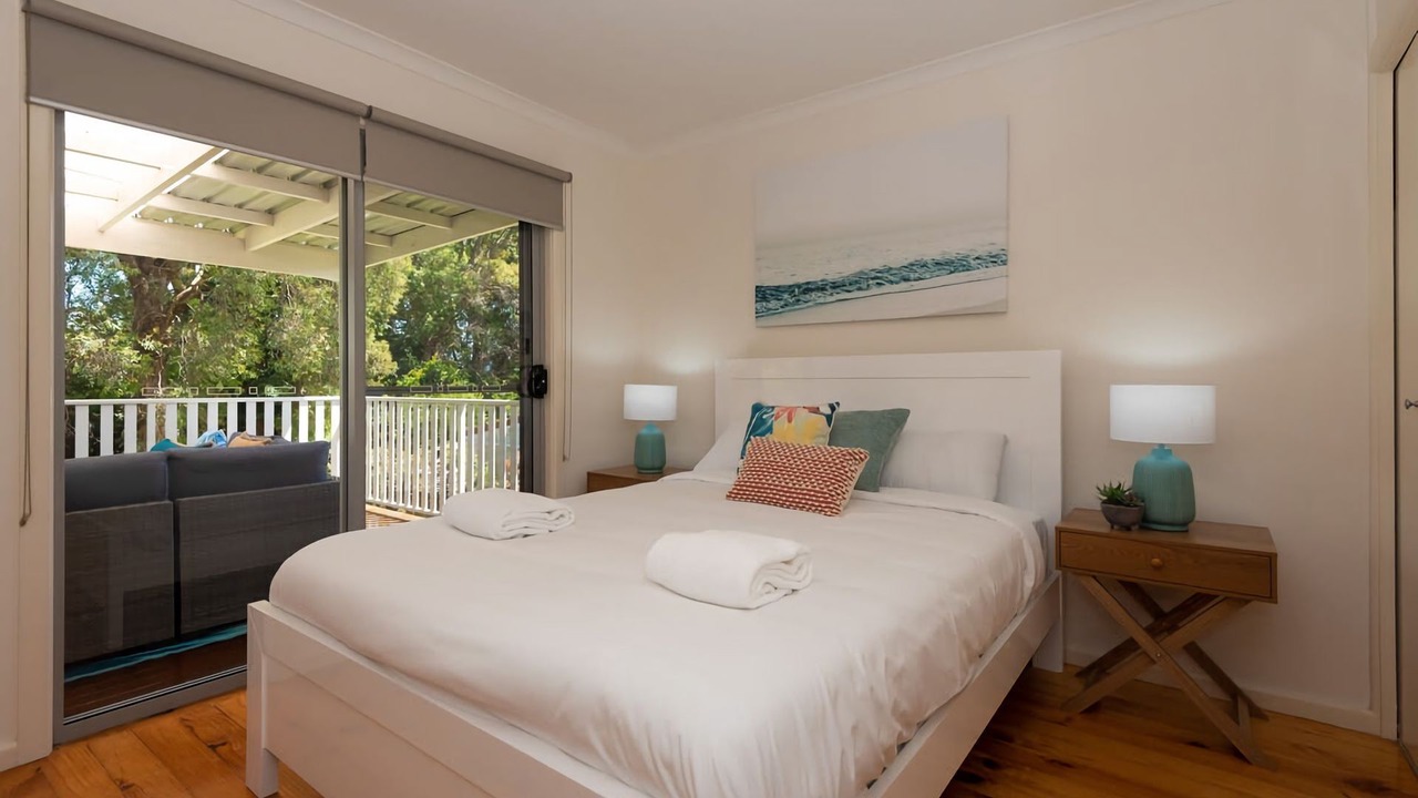 Photo of Bedroom in Batehaven
