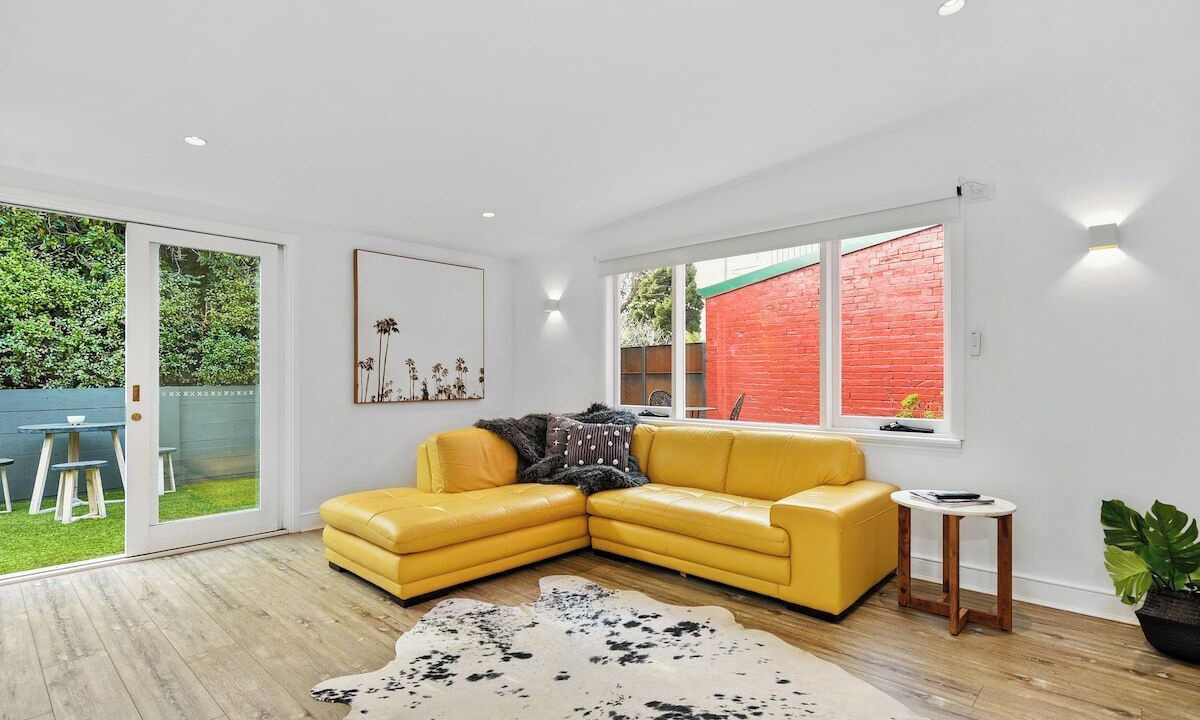 Photo of Livingroom in Battery Point