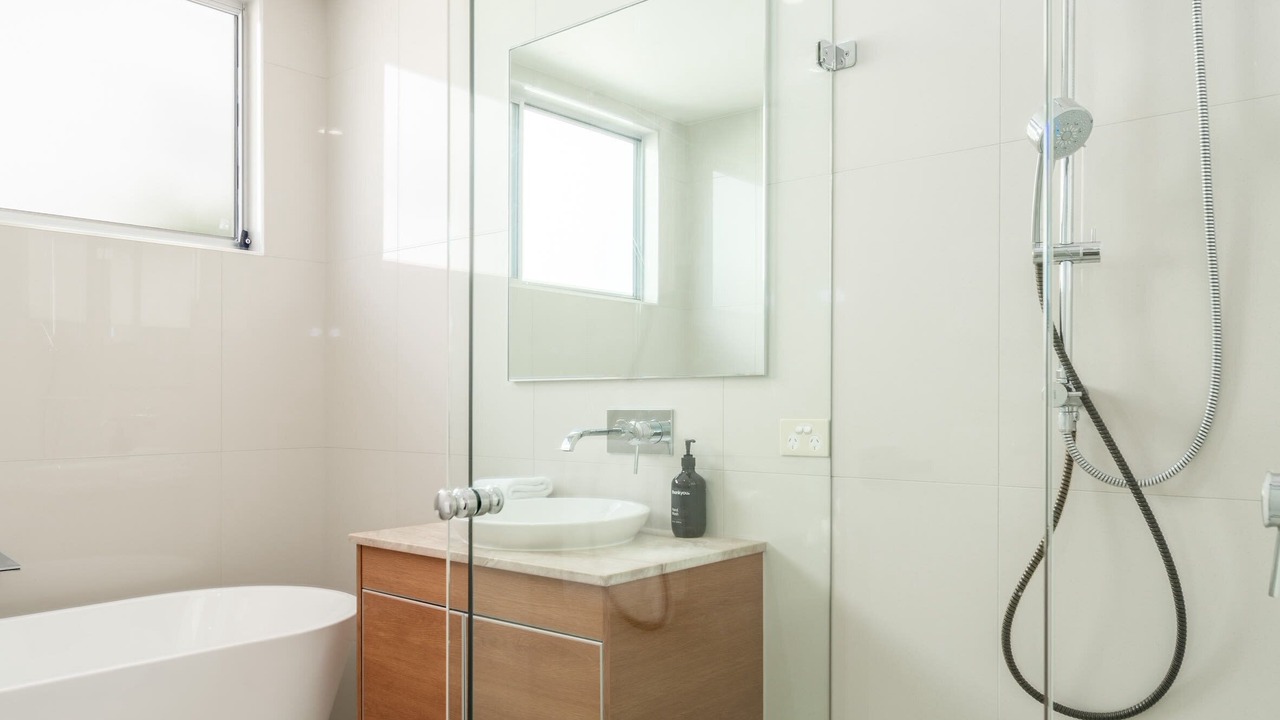 Photo of Bathroom in Moffat Beach