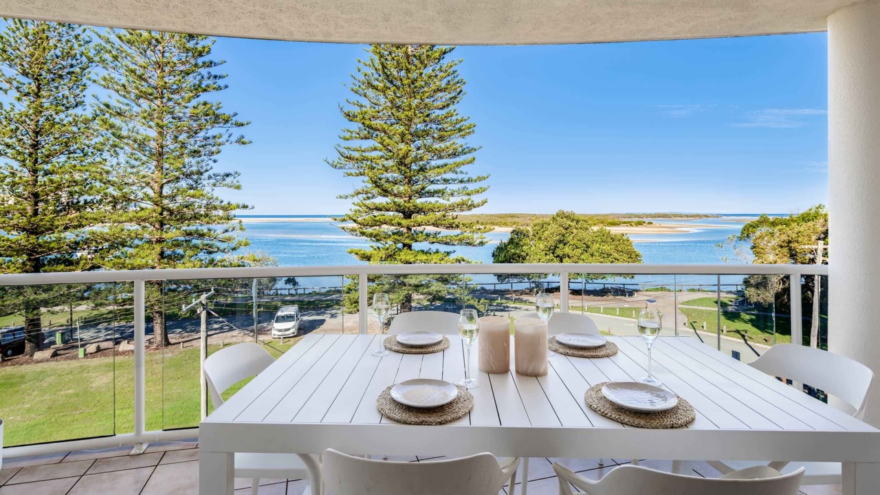 Photo of Outdoor in Golden Beach