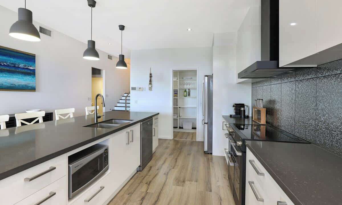 Photo of Kitchen in Alexandra Headland