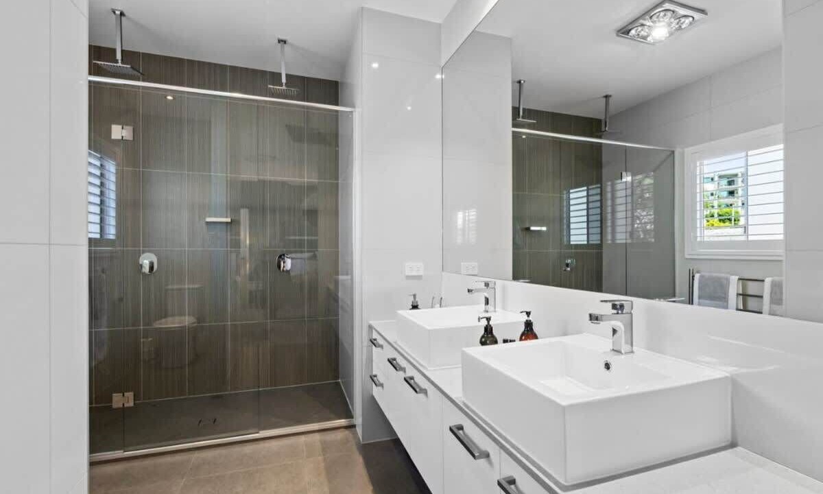 Photo of Bathroom in Alexandra Headland