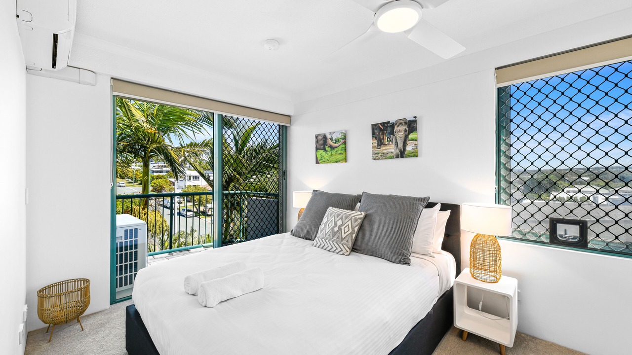 Photo of Bedroom in Moffat Beach