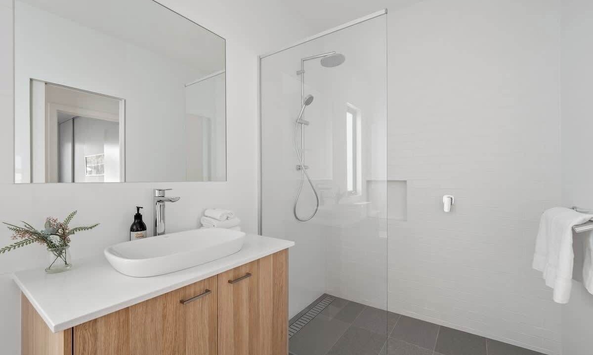 Photo of Bathroom in Broadwater