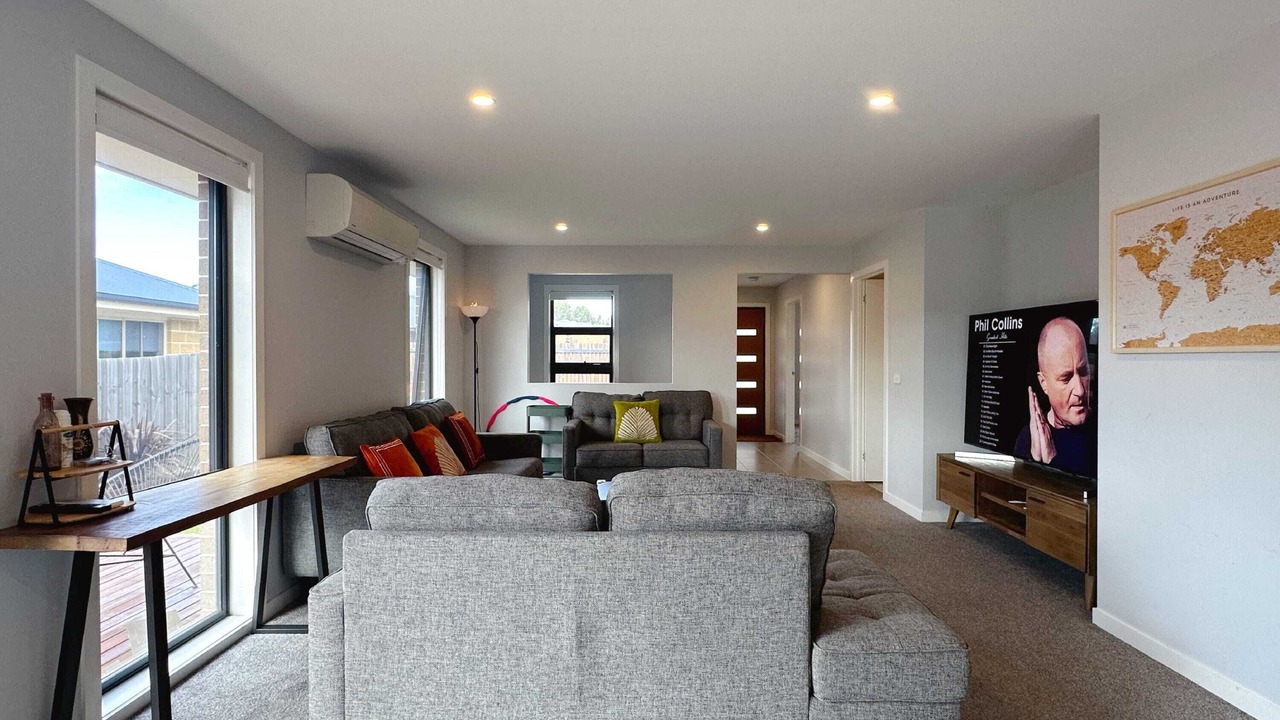 Photo of Livingroom in Kingston