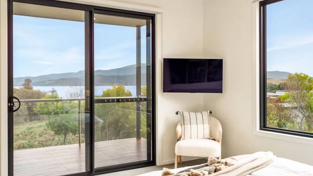 Photo of Bedroom in Opossum Bay