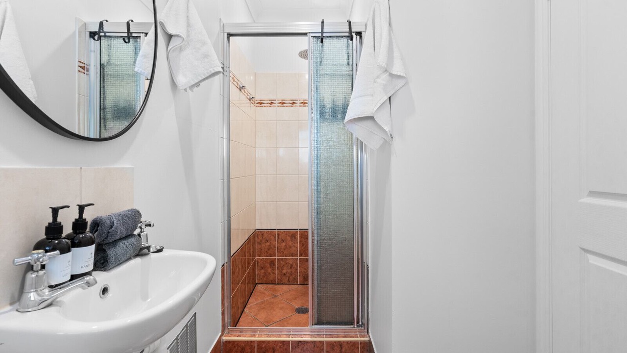 Photo of Bathroom in Trinity Beach