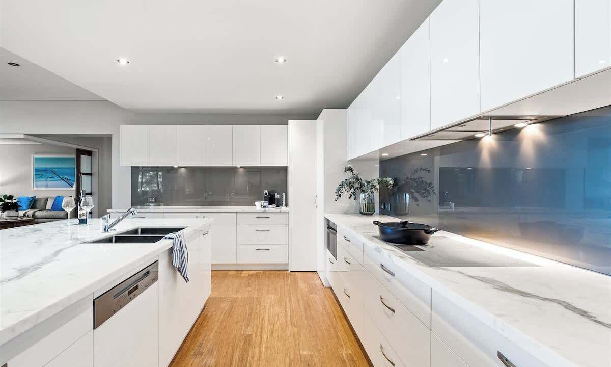 Photo of Kitchen in Yallingup Siding