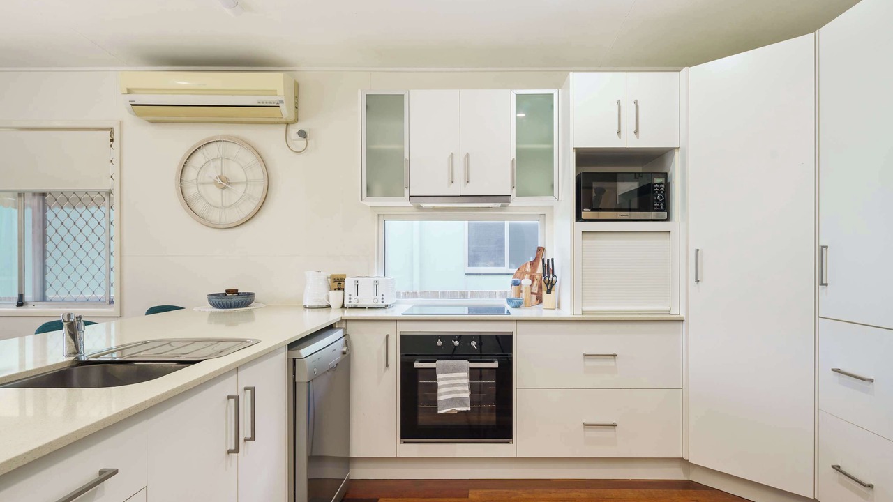 Photo of Kitchen in Moffat Beach