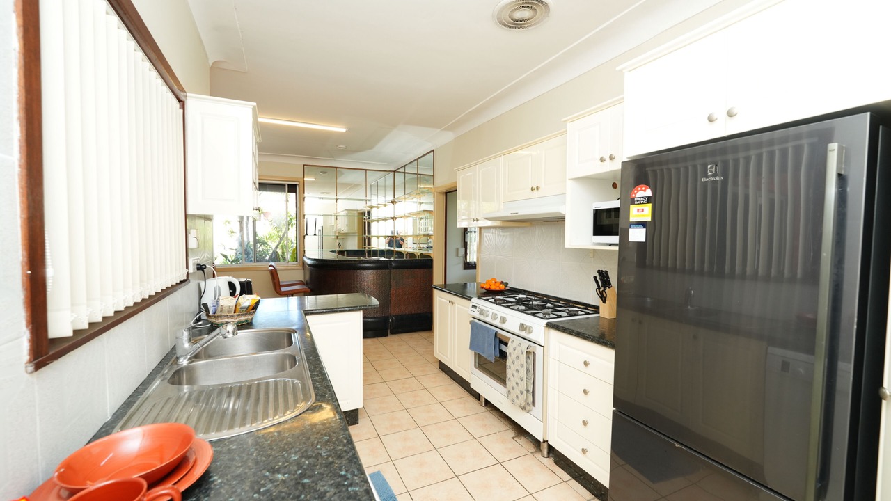 Photo of Kitchen in Roselands