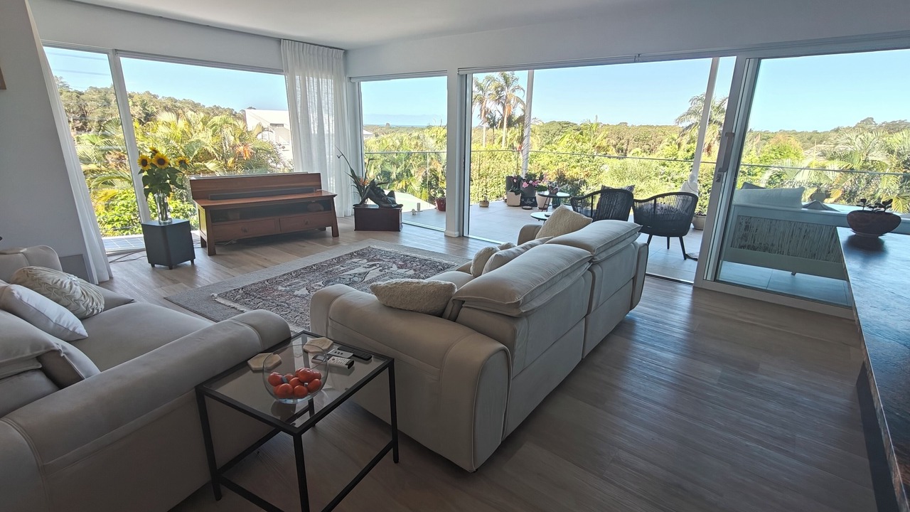 Photo of Livingroom in Suffolk Park