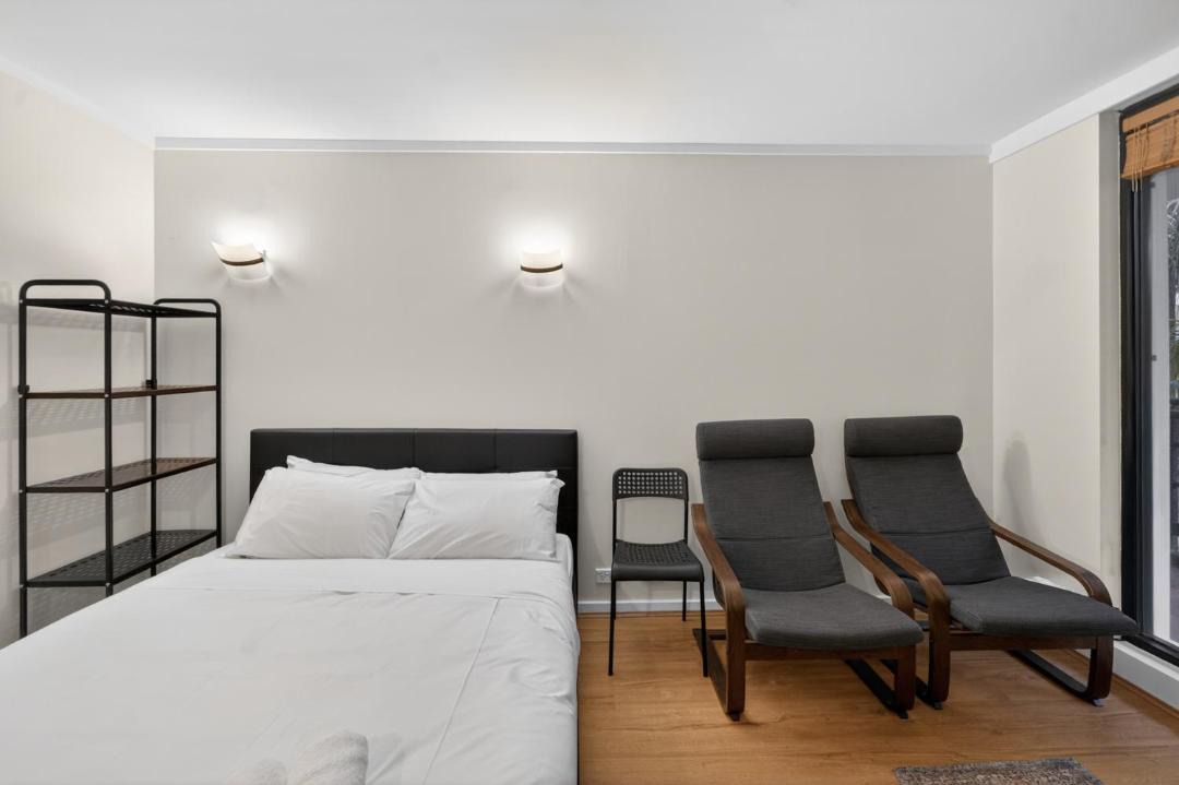 Photo of Bedroom in Elizabeth Bay