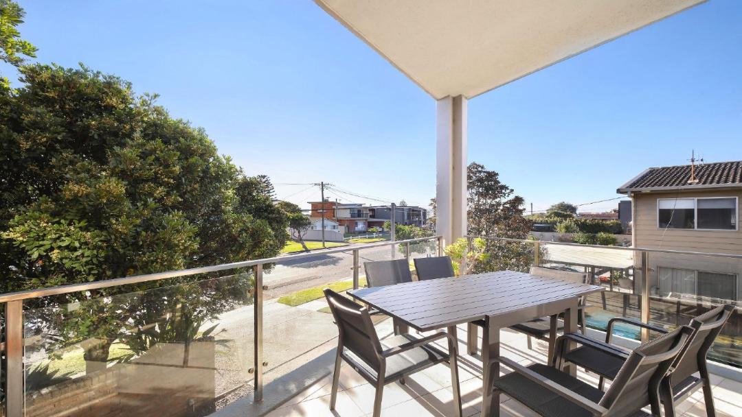 Photo of Patio Balcony in Blue Bay
