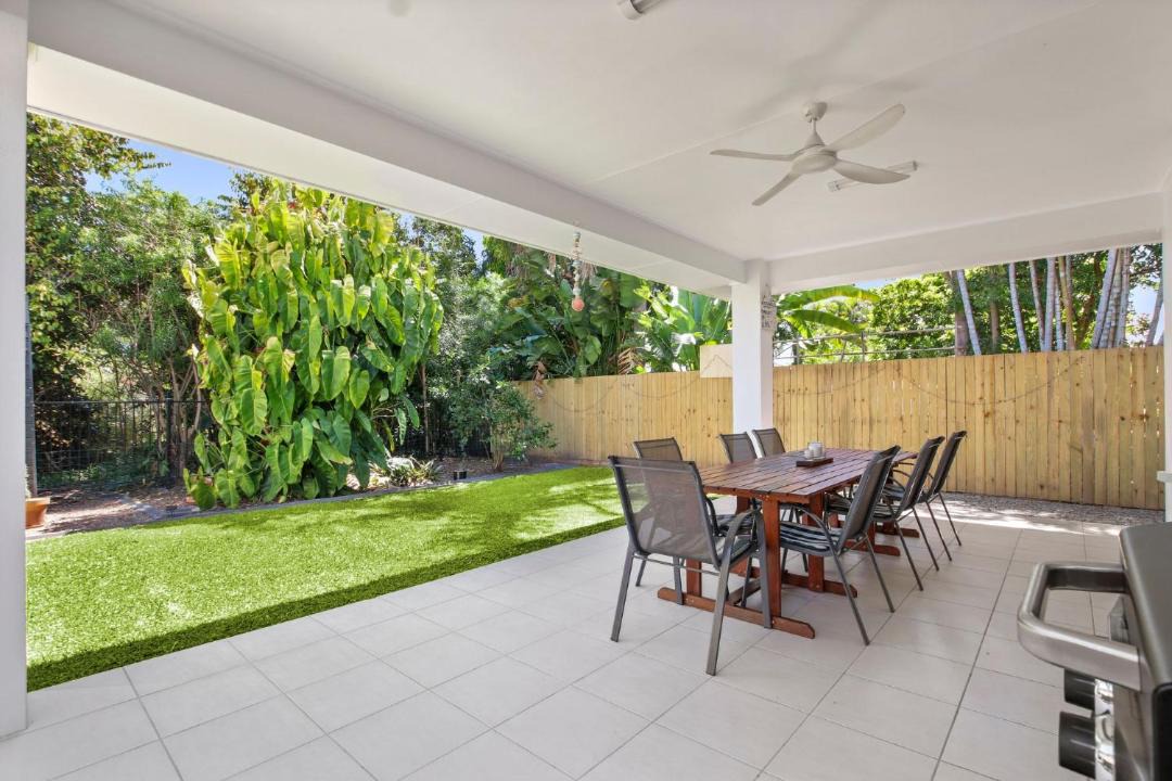 Photo of Patio Balcony in Moffat Beach