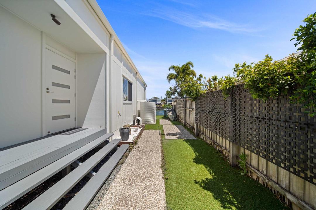 Photo of Others in Pelican Waters