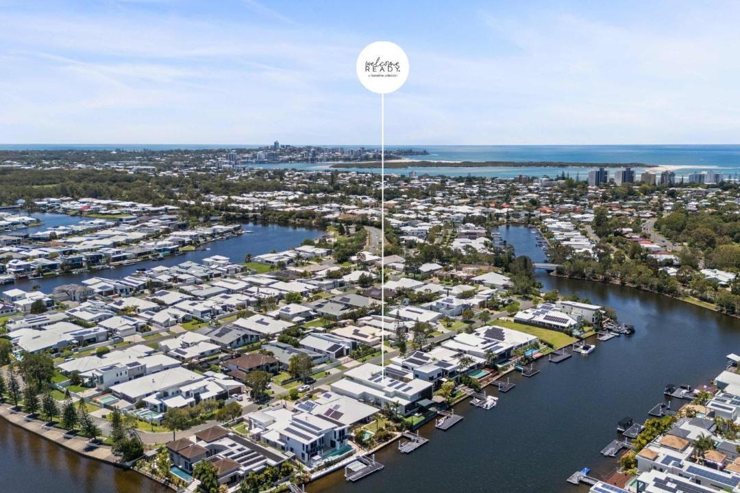 Photo of Others in Pelican Waters