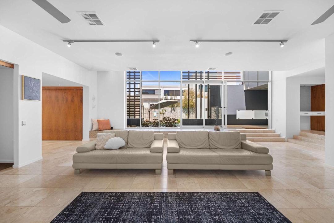 Photo of Livingroom in Pelican Waters