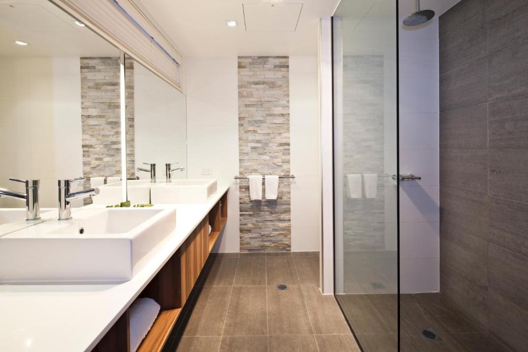 Photo of Bathroom in Golden Point