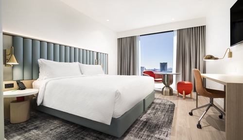 Standard Room, 1 King Bed
