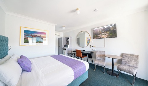 Superior Room, 1 King Bed
