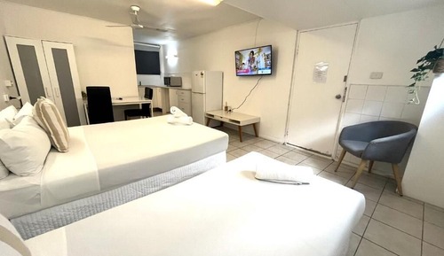 Deluxe Quadruple Room