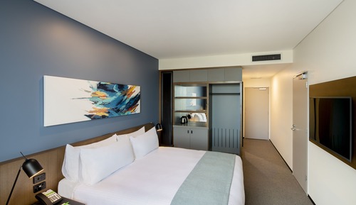 Premium Room, 1 King Bed
