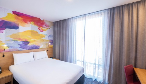 Standard Room, 1 King Bed, Accessible