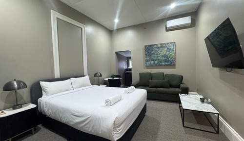 Cliveden Premium Suite 3
