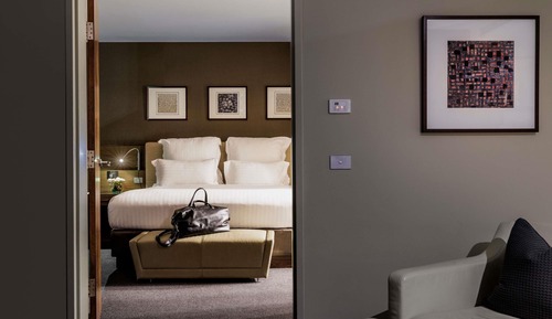 Executive Suite, 1 King Bed, Jetted Tub