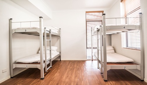 6 Bed Mixed Dorm