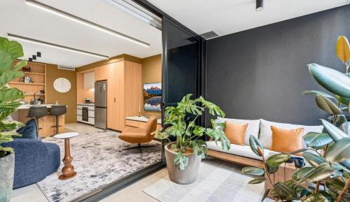 One-Bedroom Apartment