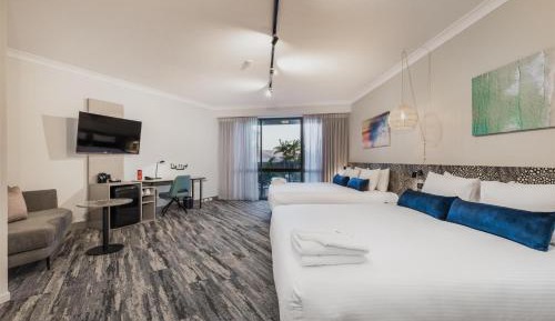 Family Studio with Spa Bath