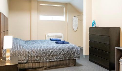 Deluxe Queen Room