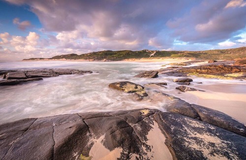 Burnside Hotel | Bussells Bushland Cottages