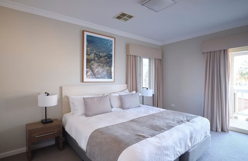 Mindarie Hotel | The Marina Hotel - Mindarie
